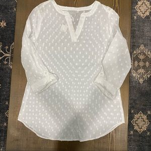 Van Heusen sheer white top sz. XXS🌸🌸🌸